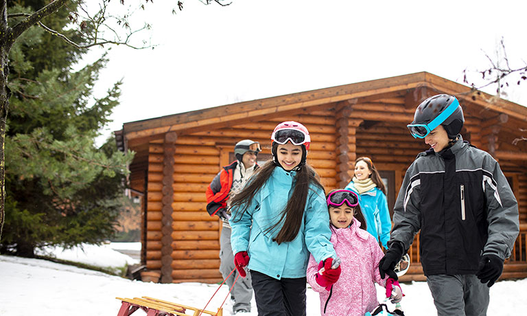 6 Outdoor Activities to Try This Winter at The Cottage